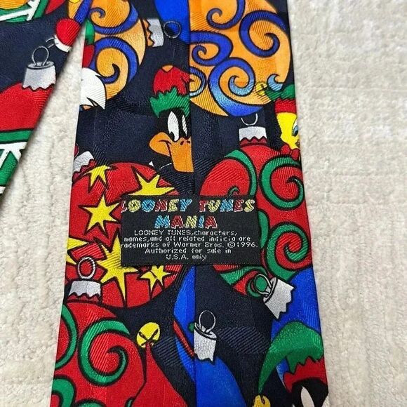 Vintage Warner Bros Looney Tunes Mania Christmas Holiday Tie - Picture 5 of 6
